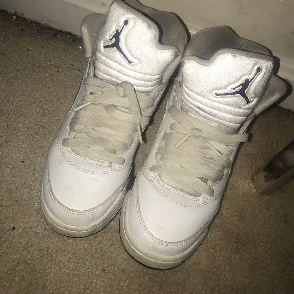 White Jordan 23’s